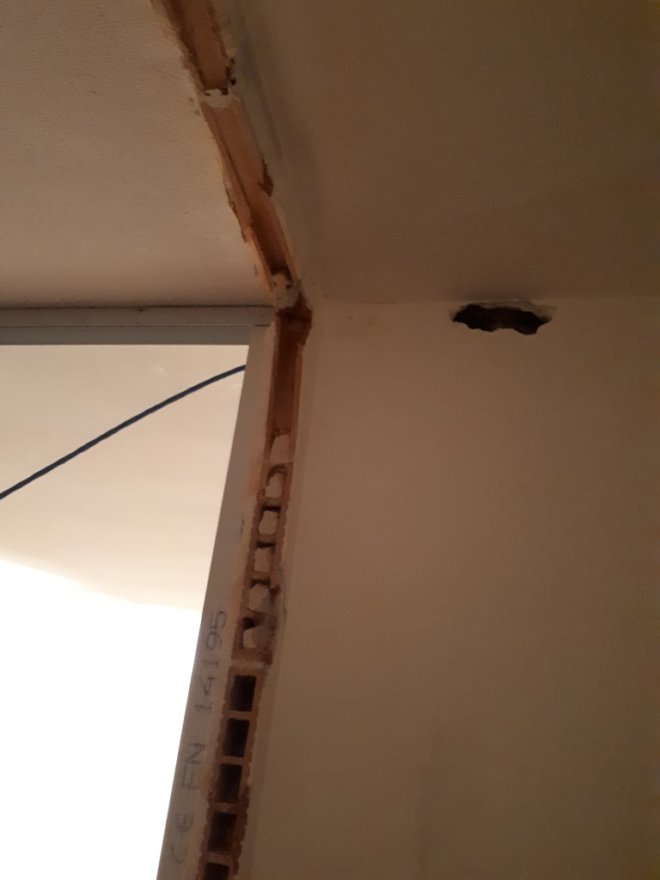 Travail de l'électricien à mis parcours