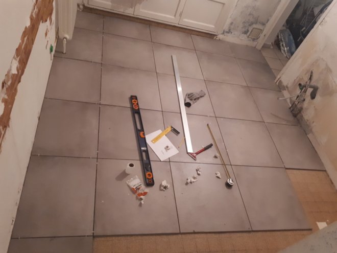 Cinquième jour de carrelage