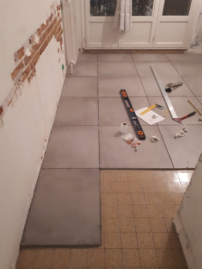 Cinquième jour de carrelage